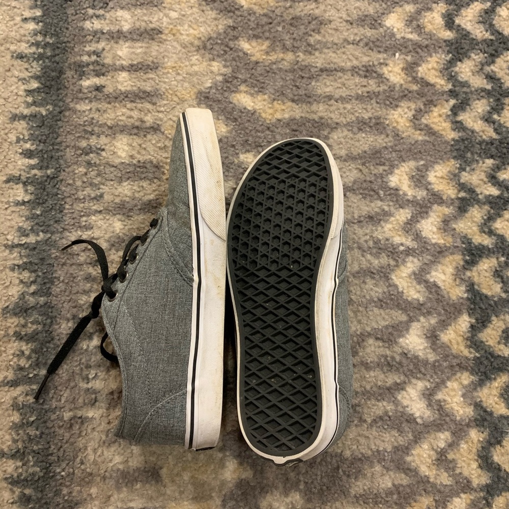 Vans - Picture 2 of 3